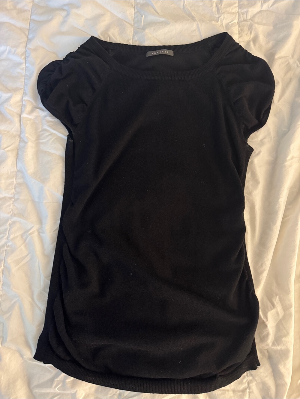 Suzy Shier Black Puff-Sleeve Short Sleeve Sweater Top